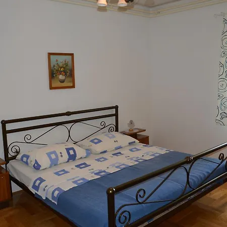 Apartament Mare Monti *